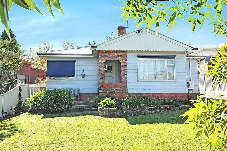 302 Elsworth Street, Mount Pleasant VIC 3350