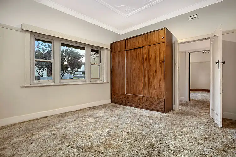 Fifth view of Homely house listing, 4 Walhalla Street, Pascoe Vale South VIC 3044