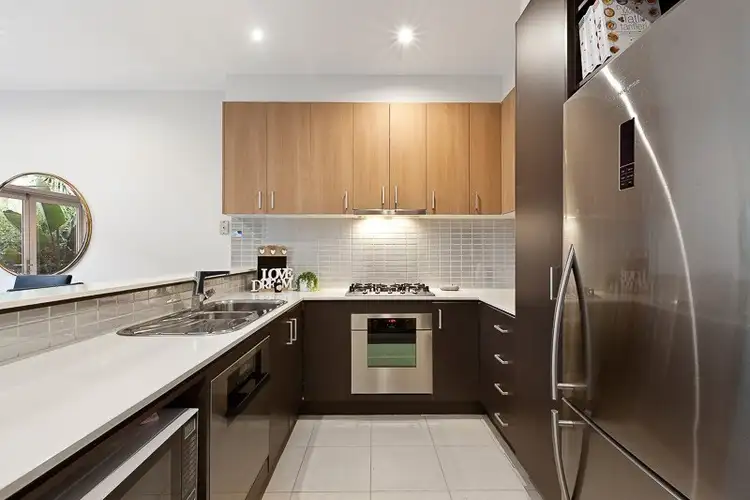 Fifth view of Homely townhouse listing, 10/40 Springthorpe Boulevard, Macleod VIC 3085