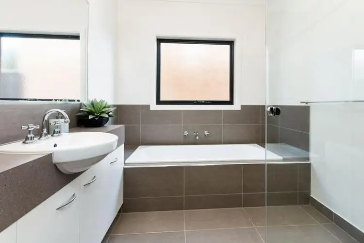 Fifth view of Homely house listing, 7 Reedy Link, Marshall VIC 3216