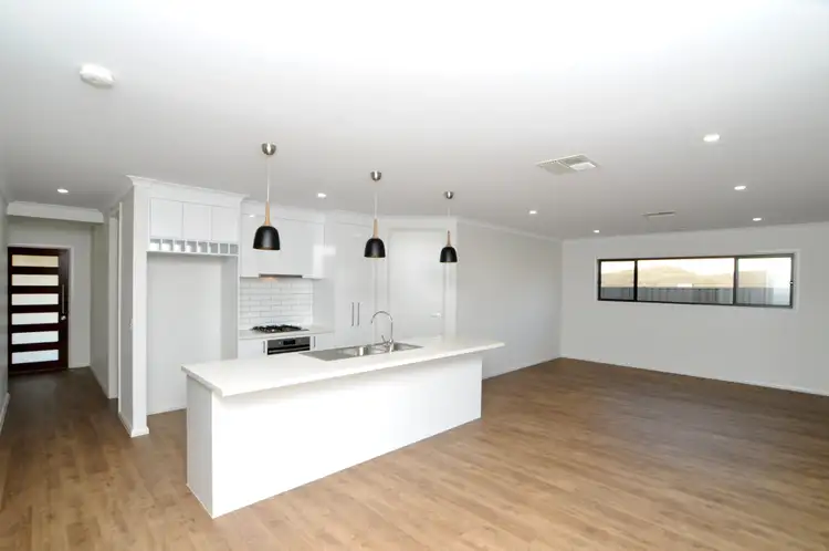 Second view of Homely house listing, 39 Pennsylvania Drive, Wangaratta VIC 3677