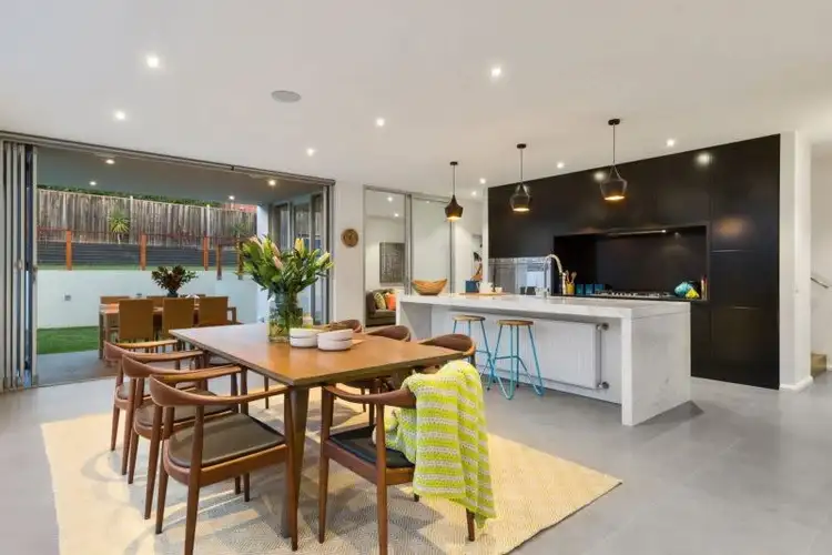 Second view of Homely house listing, 8 Macalister Boulevard, Yallambie VIC 3085