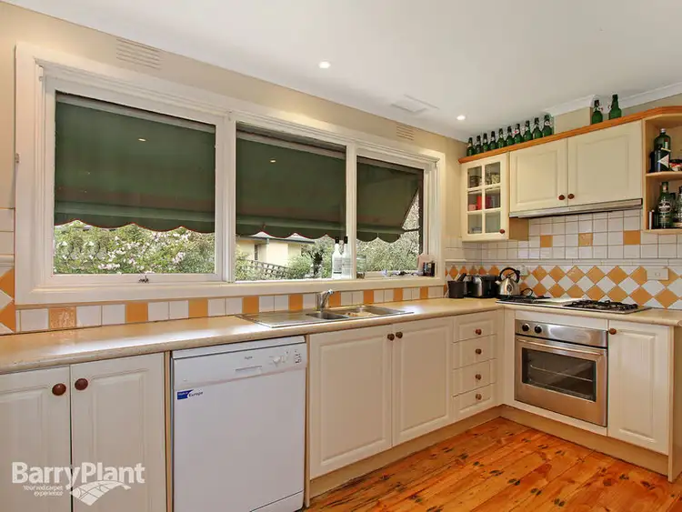 Second view of Homely unit listing, 2/9 Yarran Grove, Bayswater VIC 3153