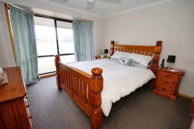 Seventh view of Homely house listing, 14 Dorothy Court, Ross Creek VIC 3351