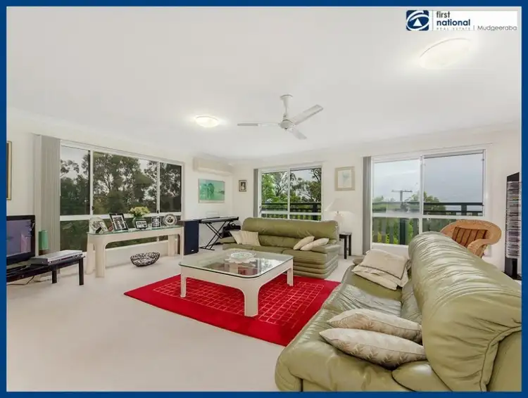33 Glenrowan Drive, Tallai QLD 4213