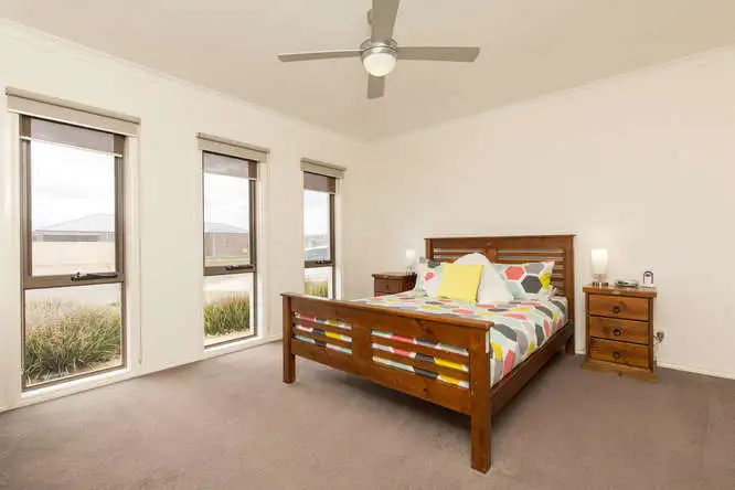 Seventh view of Homely house listing, 2 Laguna Court, Mildura VIC 3500