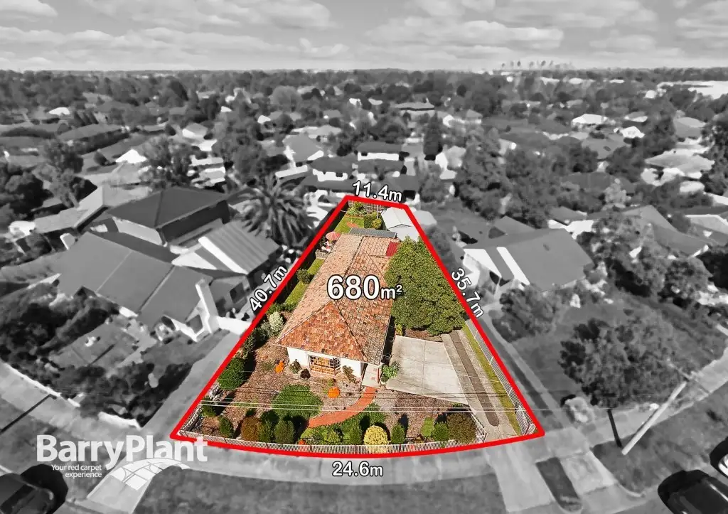 Main view of Homely house listing, 17 Poplar Crescent, Bellfield VIC 3081