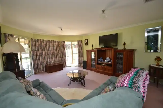 Second view of Homely house listing, 32 Murray Drive, Echuca VIC 3564