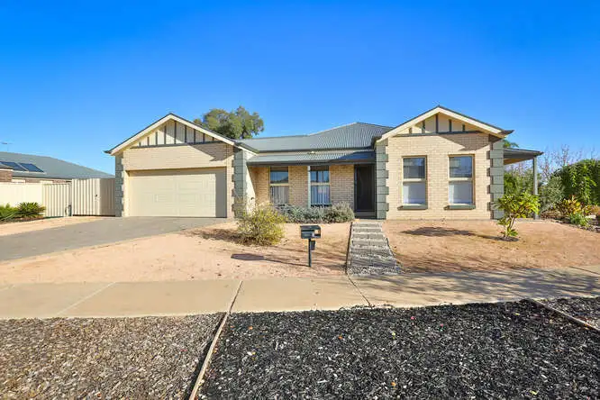 Main view of Homely house listing, 2 Ontario Park Drive, Mildura VIC 3500