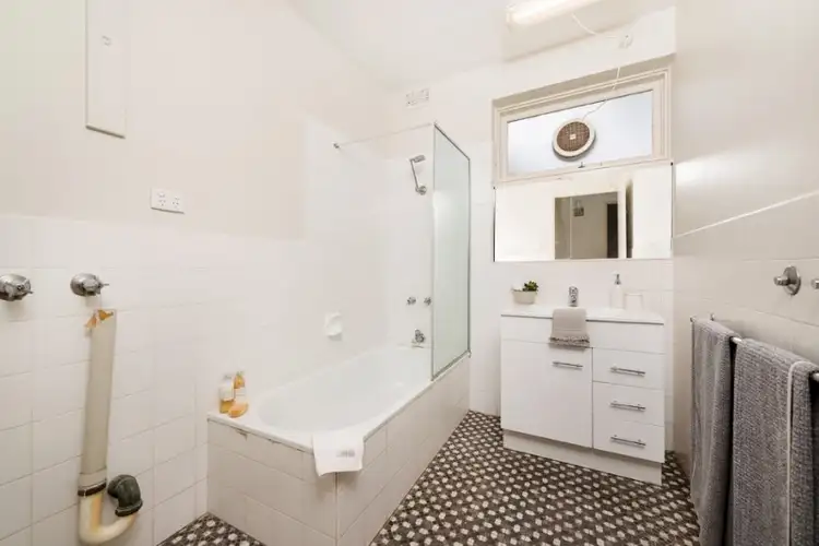 Fifth view of Homely unit listing, 9/5 Holly Street, Camberwell VIC 3124
