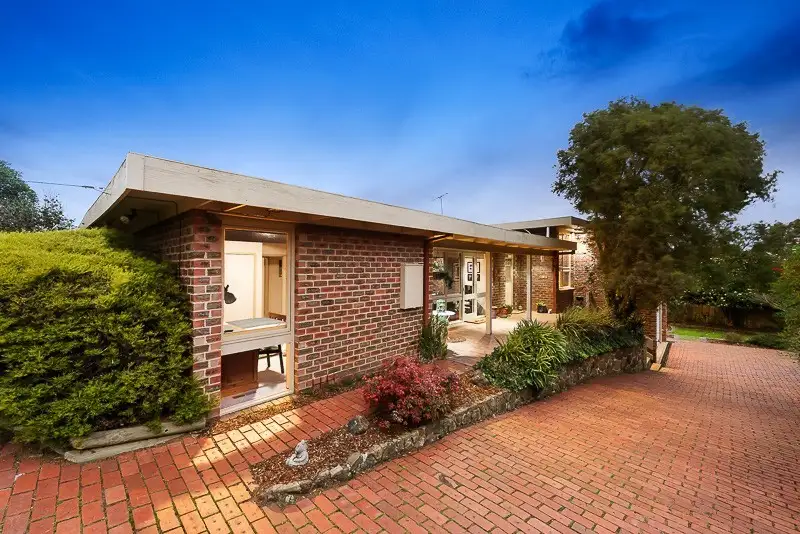 Main view of Homely house listing, 5 Kurdian Court, Yallambie VIC 3085