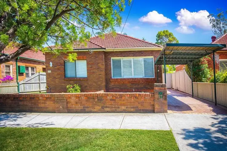 27 Yandarlo Street, Croydon Park NSW 2133