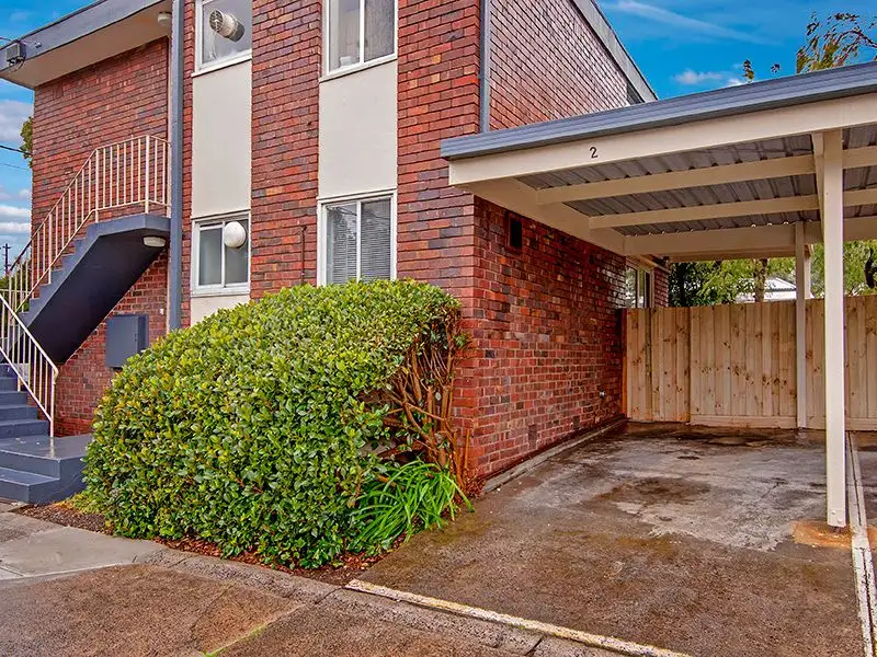 Main view of Homely unit listing, 2/113 Burwood Highway, Burwood East VIC 3151