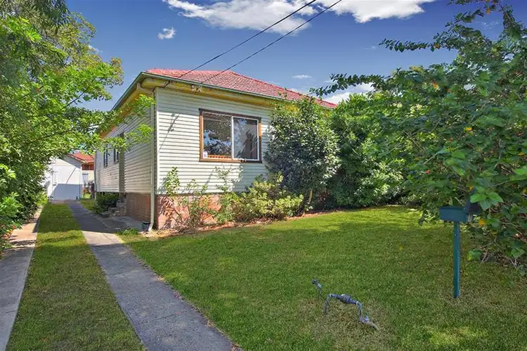 7 Bailey Parade, Peakhurst NSW 2210