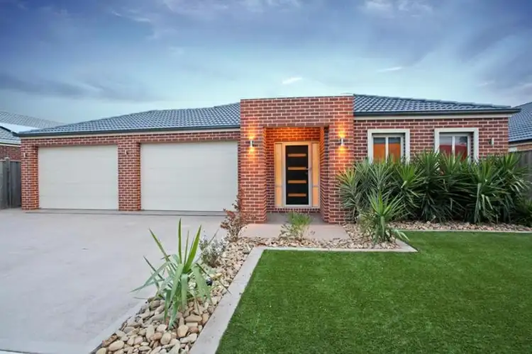11 Papillon Parade, Tarneit VIC 3029