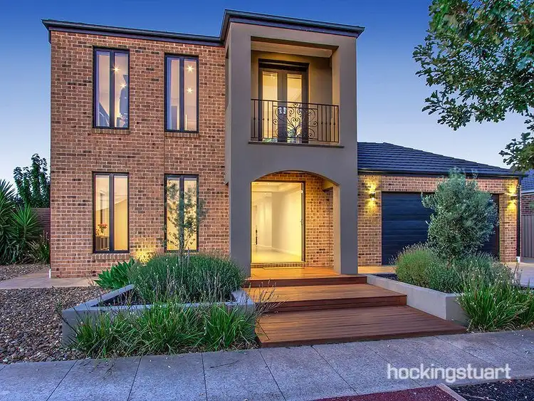 7 Gisborne Way, Caroline Springs VIC 3023