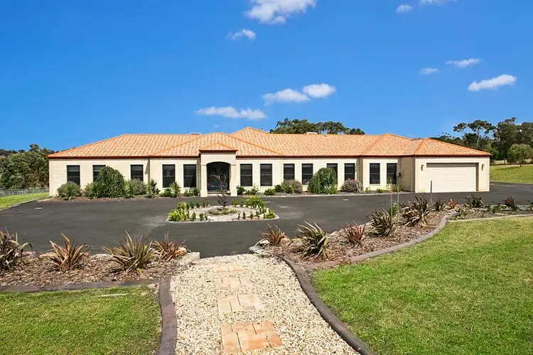 8 Siena Ridge, Hidden Valley VIC 3756