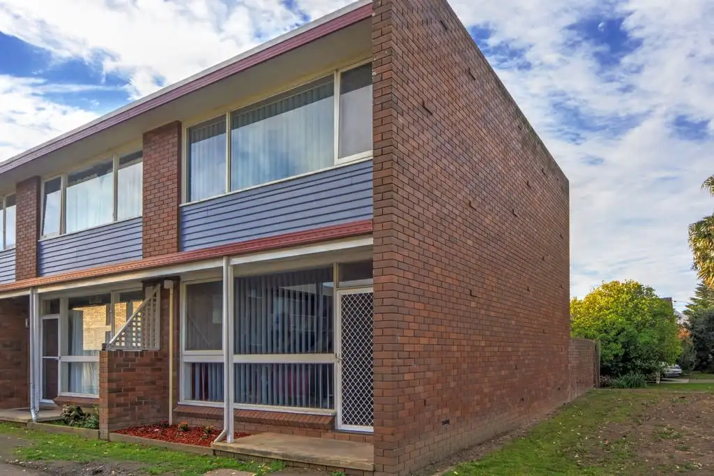 Main view of Homely unit listing, 1/15 Ferry Lane, Nowra NSW 2541
