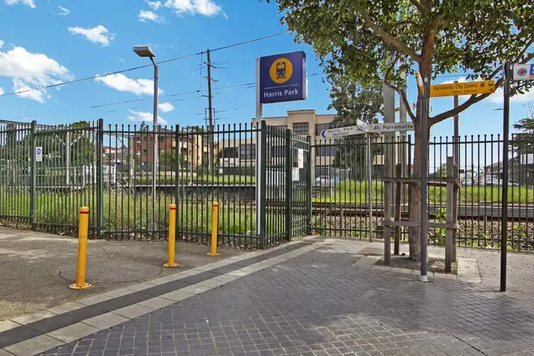 Sixth view of Homely unit listing, 2/82 Weston Street, Harris Park NSW 2150