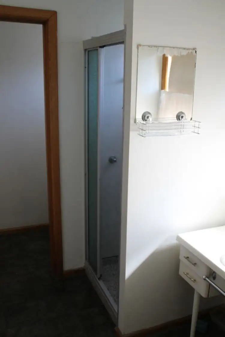Sixth view of Homely unit listing, 1/20 Medowra Avenue, Wangaratta VIC 3677