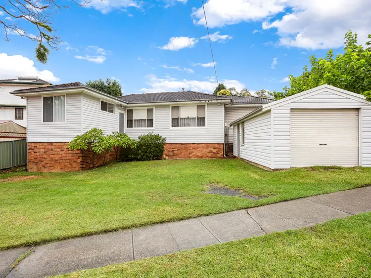 16 Dargie Street, Mount Pritchard NSW 2170