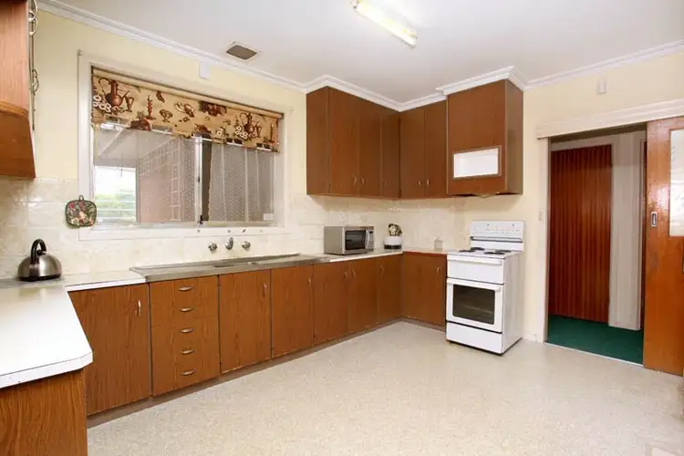 Fourth view of Homely house listing, 7 Catherine Avenue, Tullamarine VIC 3043