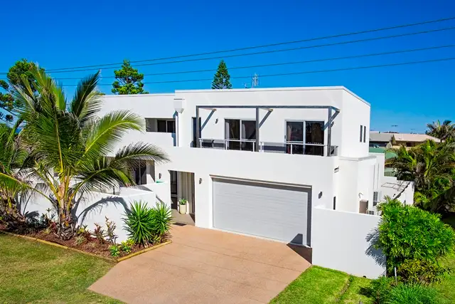 1/2 Richard Street, Emu Park QLD 4710