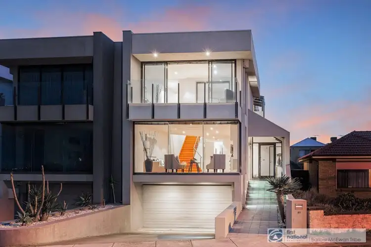 81 Esplanade, Altona VIC 3018