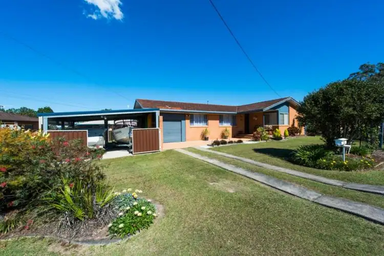1 Trenayr Close, Junction Hill NSW 2460