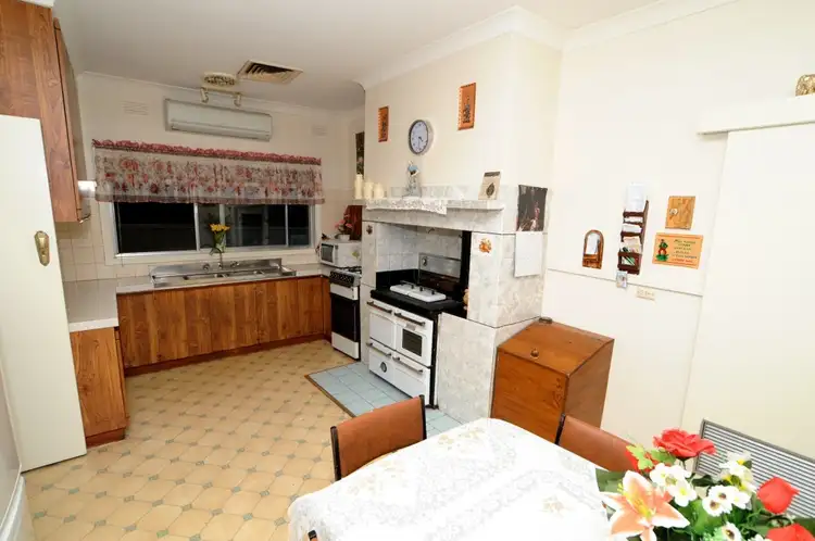 Fourth view of Homely house listing, 2 Scott Street, Wangaratta VIC 3677