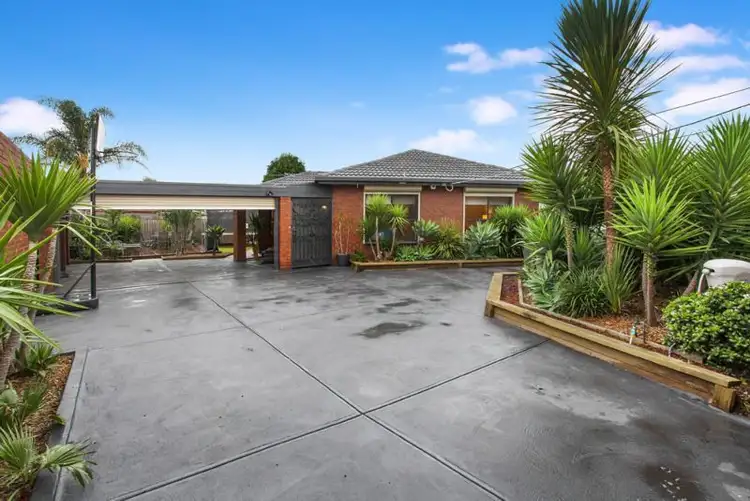 13 Felgate Close, Tullamarine VIC 3043