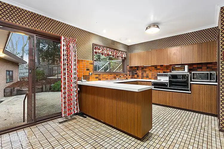 Third view of Homely house listing, 2 Yarrabee Court, Mount Waverley VIC 3149