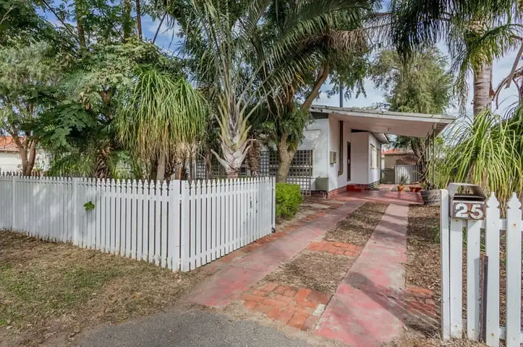 25 Broadway, Bassendean WA 6054
