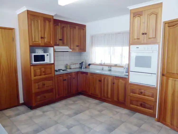 Sixth view of Homely house listing, 3 Lilac Street, Horsham VIC 3400