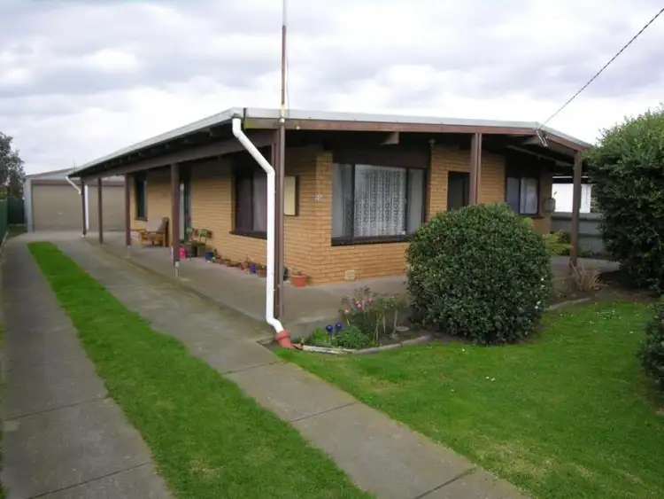 55 Main Road, Seaspray VIC 3851
