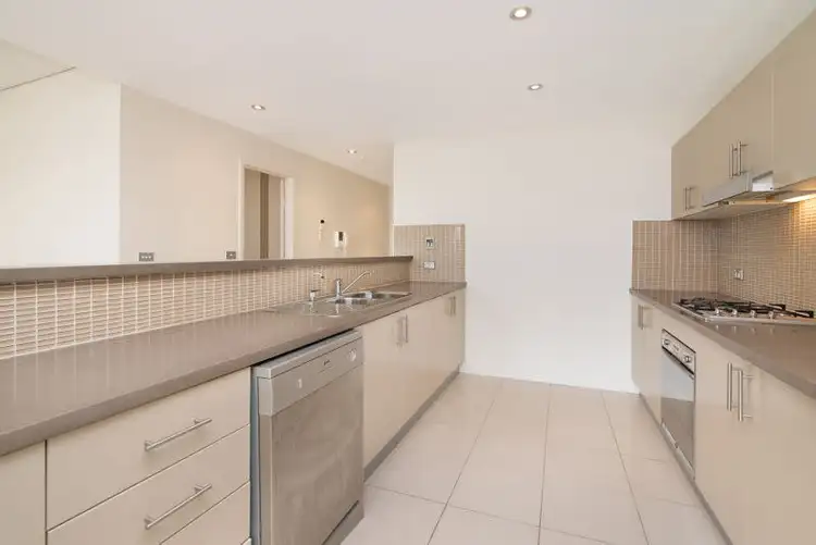25/2-6 Warrigal St, The Entrance NSW 2261