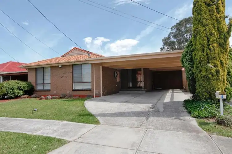 4 Fairway Avenue, Hoppers Crossing VIC 3029