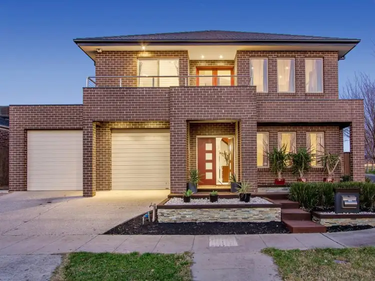 4 Anna Maree Place, Caroline Springs VIC 3023