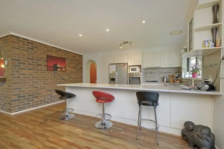 Fourth view of Homely house listing, 8 Selwyn Place, Traralgon VIC 3844