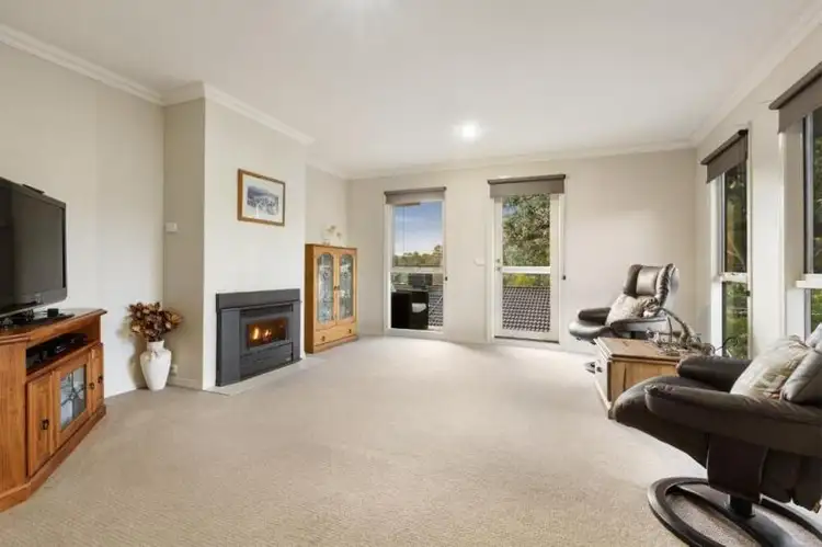 Fourth view of Homely house listing, 1/8 Reynolds Road, Wattle Glen VIC 3096
