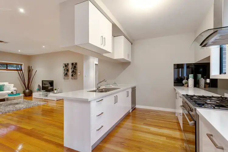 Fourth view of Homely townhouse listing, 2/165 Oban Road, Ringwood North VIC 3134