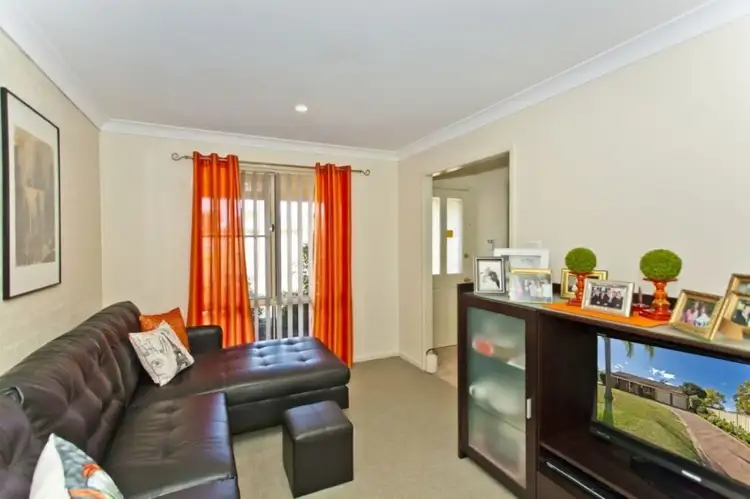Fifth view of Homely house listing, 4 Dunn Place, Raymond Terrace NSW 2324