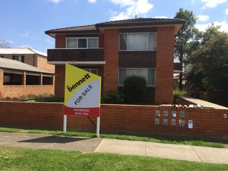 2/5 Paget Street, Richmond NSW 2753
