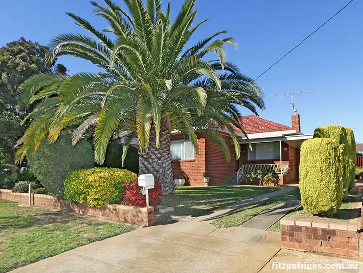 8 Anne Street, Tolland NSW 2650