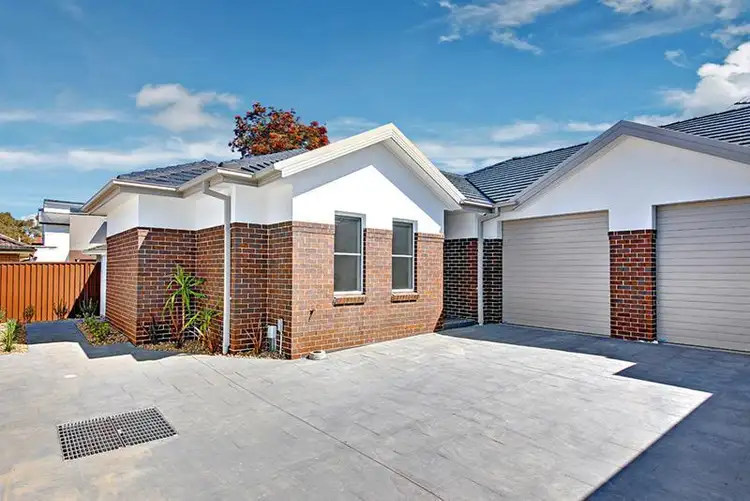 3/180 Lambeth Street, Picnic Point NSW 2213