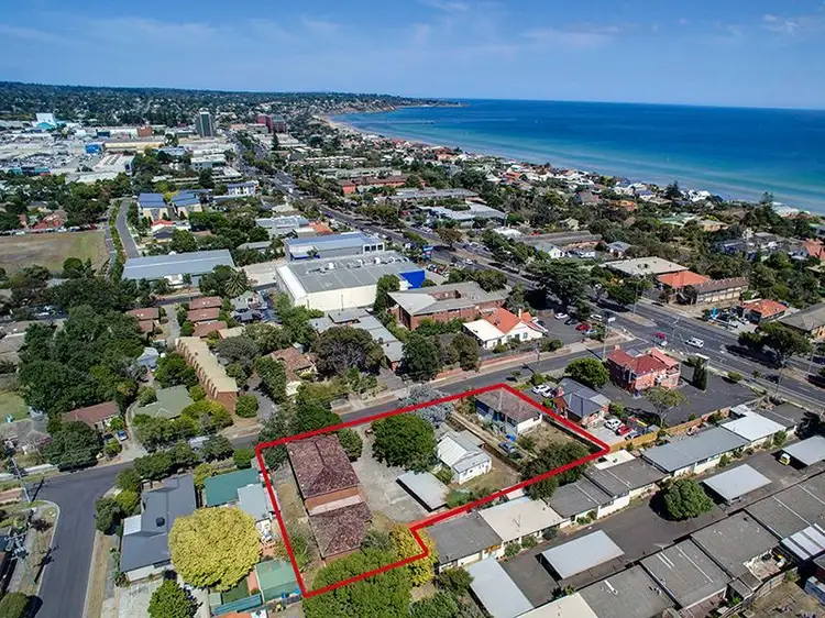 3 & 5 Mereweather Avenue, Frankston VIC 3199