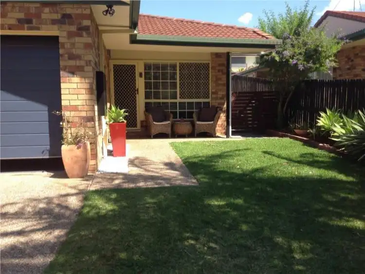 Second view of Homely house listing, 2/27 Nakina Street, Southport QLD 4215