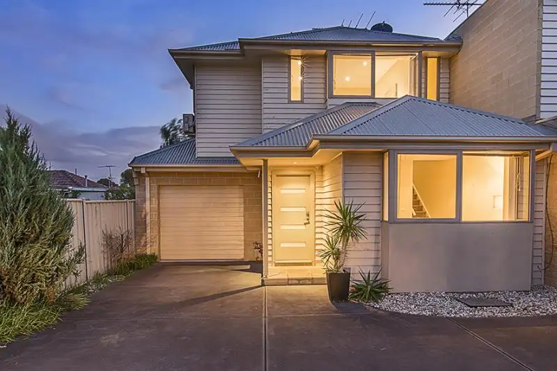 Main view of Homely townhouse listing, 2/25 Clarendon Parade, West Footscray VIC 3012