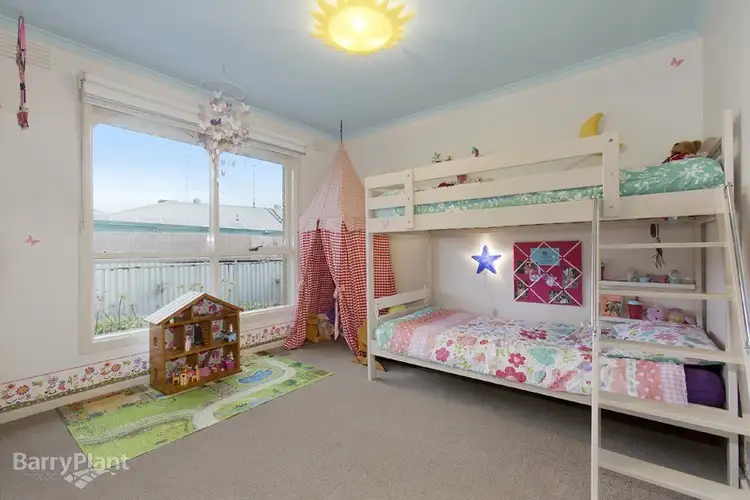 Seventh view of Homely house listing, 5 Millwood Avenue, Berwick VIC 3806