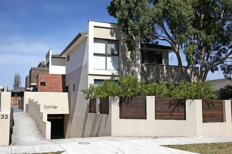 Main view of Homely townhouse listing, 4/33 Moonya Road, Carnegie VIC 3163